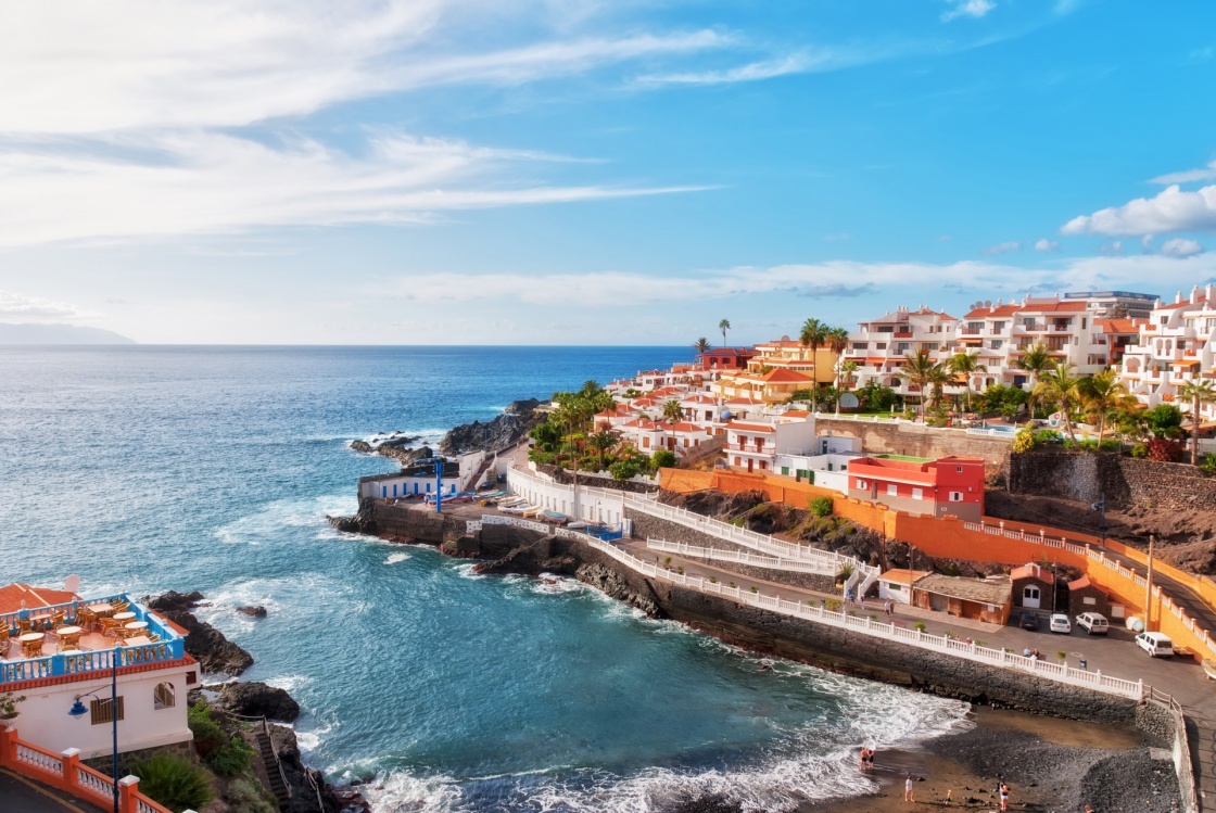 'Puerto Santiago, Tenerife, in the Spanish Canary Islands' - Canarische Eilanden